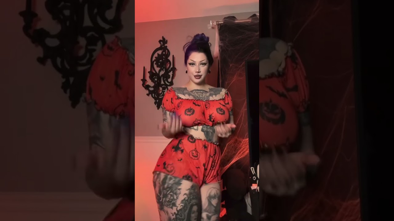 Happy Friday the 13th!! 👻🖤