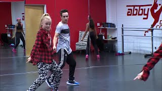 Dance Moms Jojo’s Solo Rehearsal for I’ll Show You The Dark Side screenshot 1
