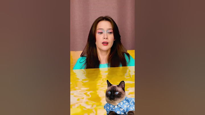 يا لا! 🙀 الصودا في كل مكان! كيف تراها أمي عندما أسكب الصودا على