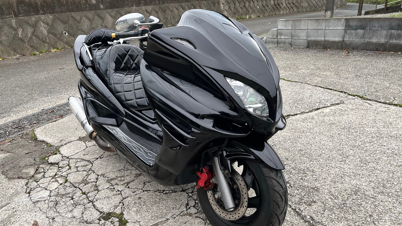 SOLD] 90,000 yen Majesty C250 Black, Fully Customized - YouTube