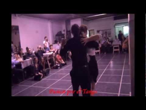 GRETA HEKIER y FLAQUI FIGUEROA bailando la milonga CAMPO AFUERA en FLOREAL MILONGA