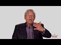 Minute With Maxwell: Lonely (But Authentic) at the Top - John Maxwell Team