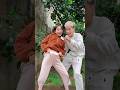 Thử Thả Đá Lạnh Vào Đũng Quần Em Gái Xinh