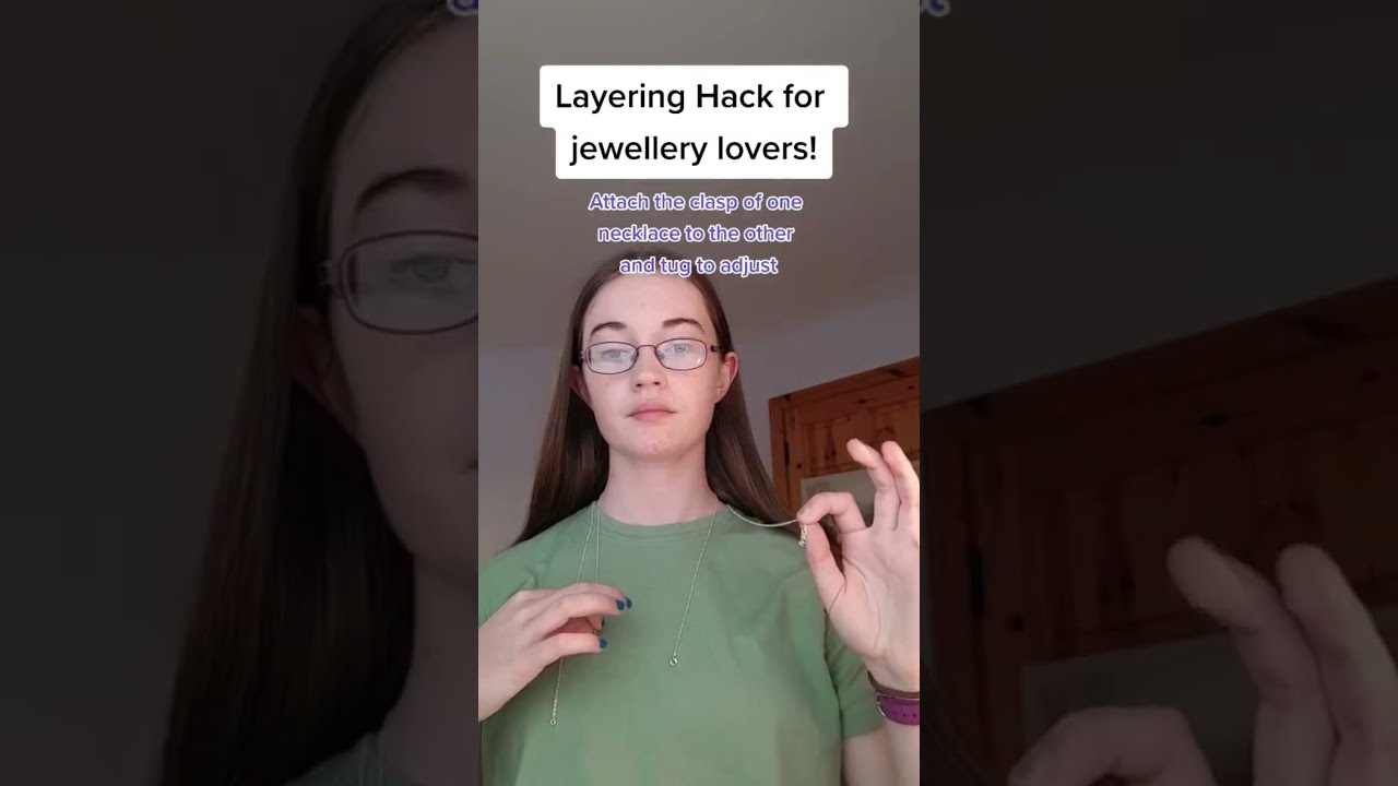 Layering Hack For Jewellery Try This Necklace To Layer Necklaces Of The Same Length 