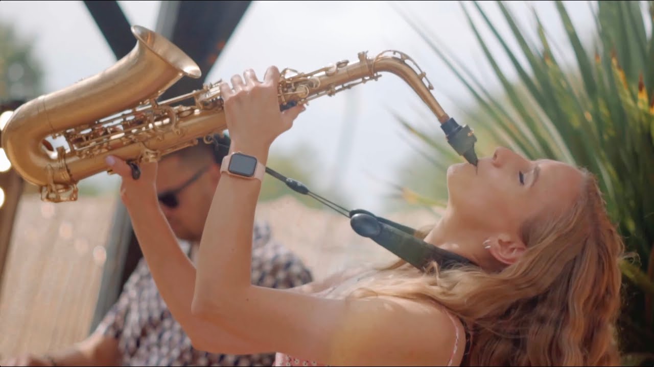 DJ & Sax Poolside Set Luminosity from MBM Music Sunset