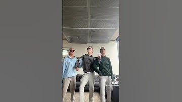 Thumbnail of Troye Sivan dancing to his song Rush
