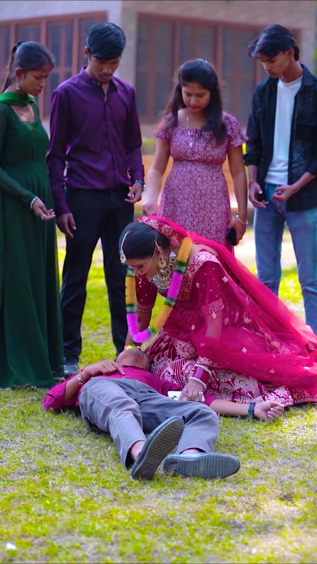 Tanha sala khela zindegi