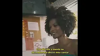 Pisando descalço nesse chão molhado.. 🎶♥️