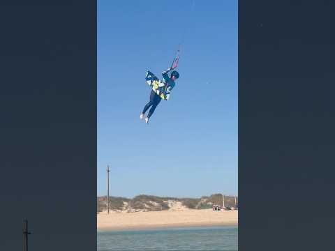 Double front roll board off #kitesurfing #kiteboarding #kite
