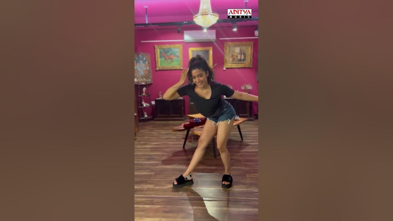 Rashmika Hook Step For Saami Saami Song | #Pushpa | #AlluArjun | #DSP | Sukumar | #Shorts