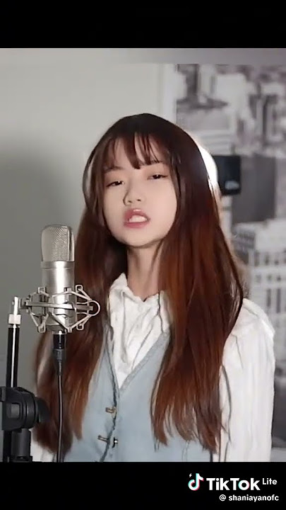 Shania Yan's song on TikTok apt #cover #cover #cute #apt#rosé #shaniayan