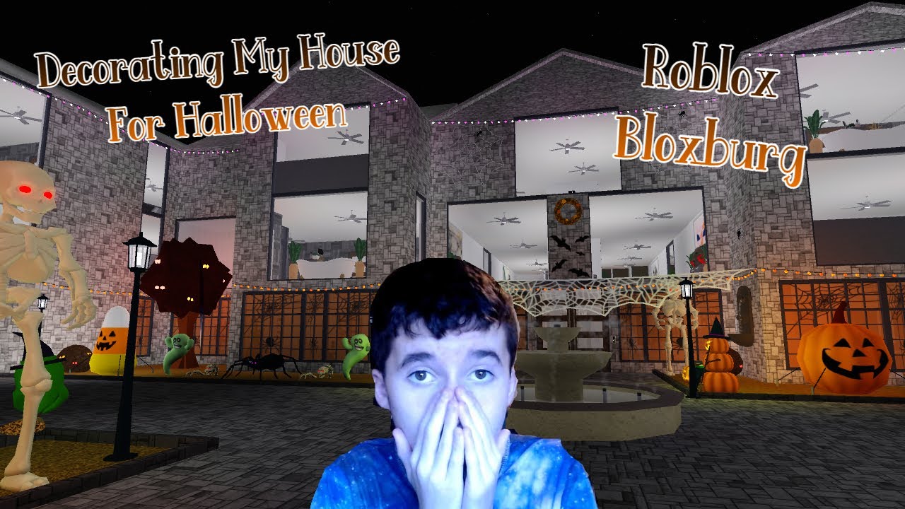 Decorating My House For Halloween Roblox Bloxburg YouTube