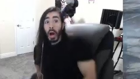 Penguinz0 Gets Attacked by Wasp [ORIGINAL]