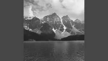 High-class Backdrops for Fall Adventures