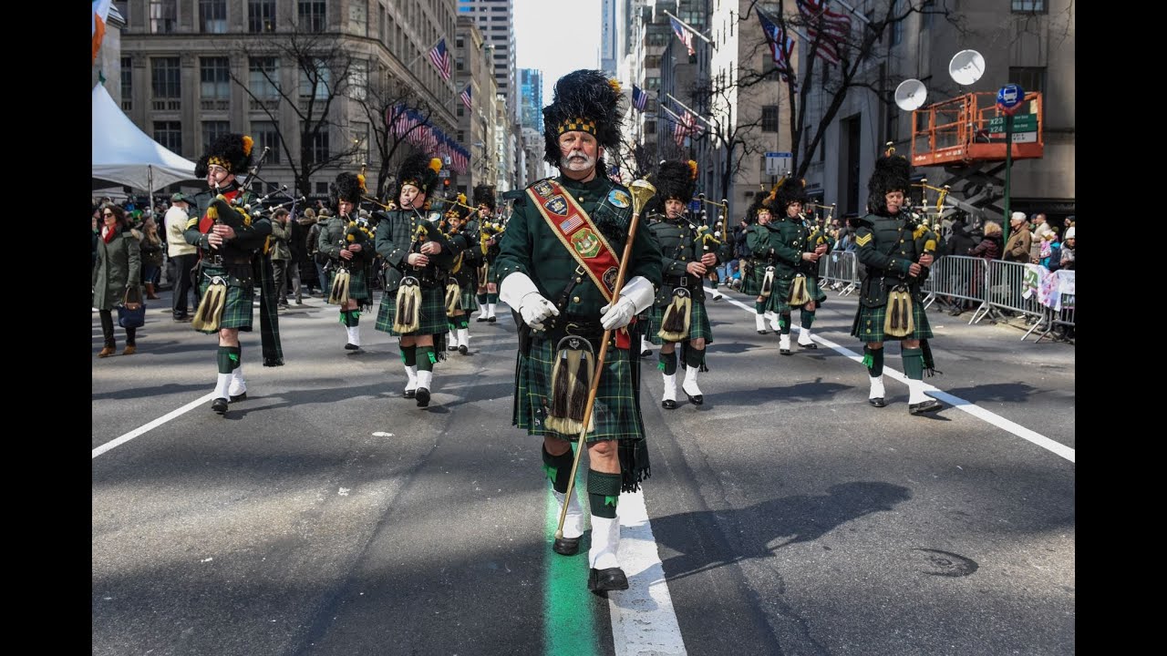 In dazzling green, St. Patrick's Day Parade takes over Manhattan