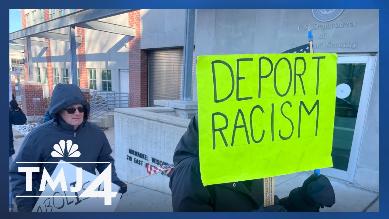 Milwaukee group marks nearly a decade of silent protest outside ICE office