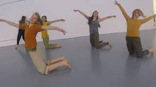 Adaption of the choreography "The ripe and ruin" by Marion Sparber