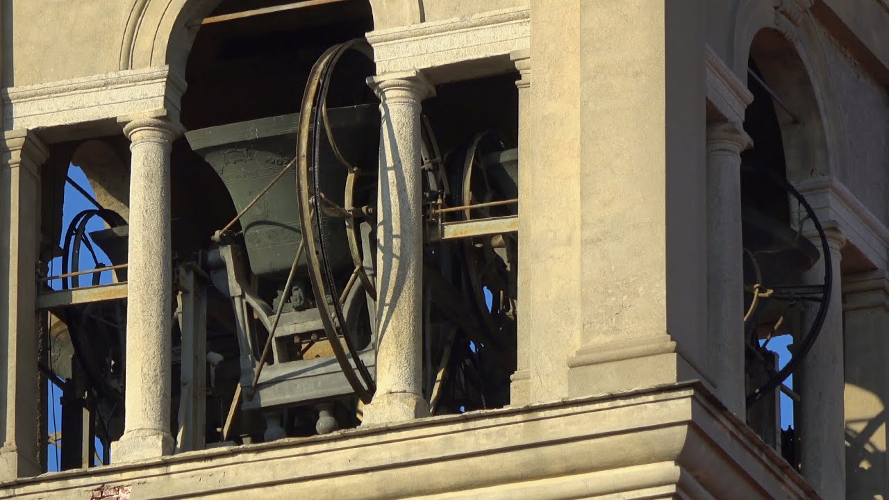 Колокола Гемме (Новара) празднично звонят в честь провозглашения нового святого покровителя