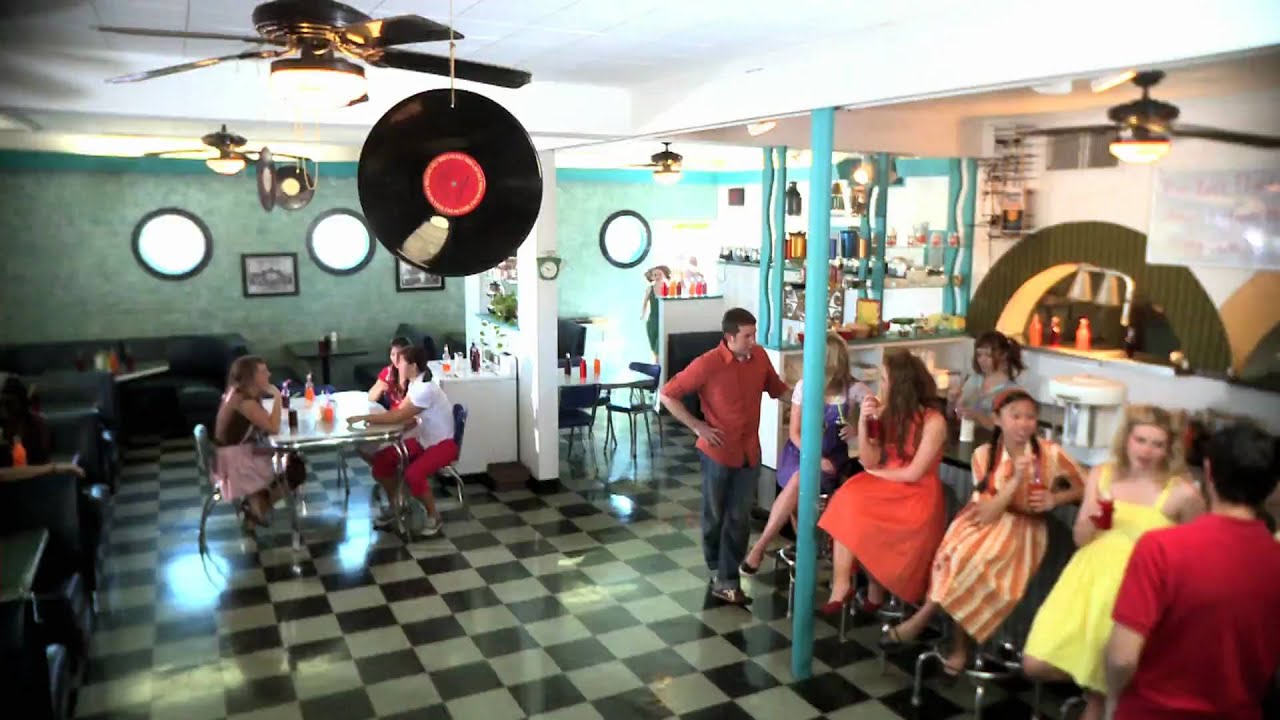 Bevidst Og så videre At vise Soda Pop Shop Scene from Harmony Town - YouTube