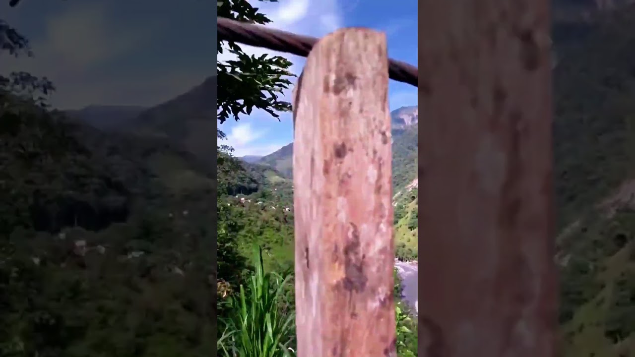 This woman crosses a ravine with no safety gear at all!😱