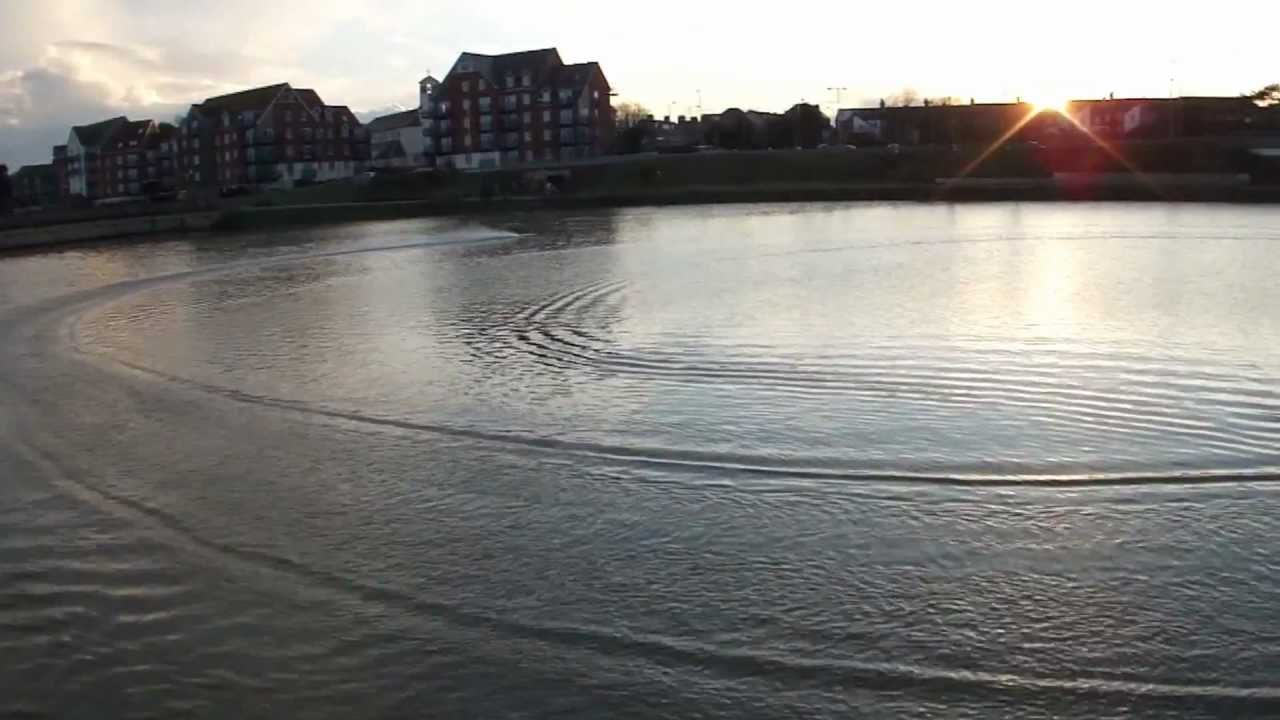 Rc Brushless Boat Leopard 1900kv  Seaking 180 amp 5 Cells 18.5 V  HD Video