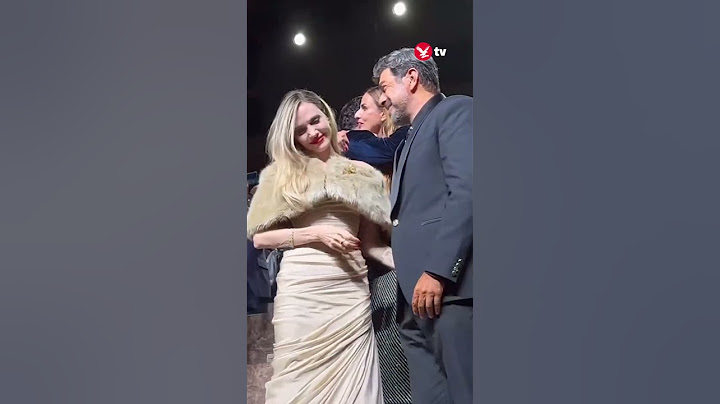 Angelina Jolie cries during standing ovation for film Maria #film #shorts