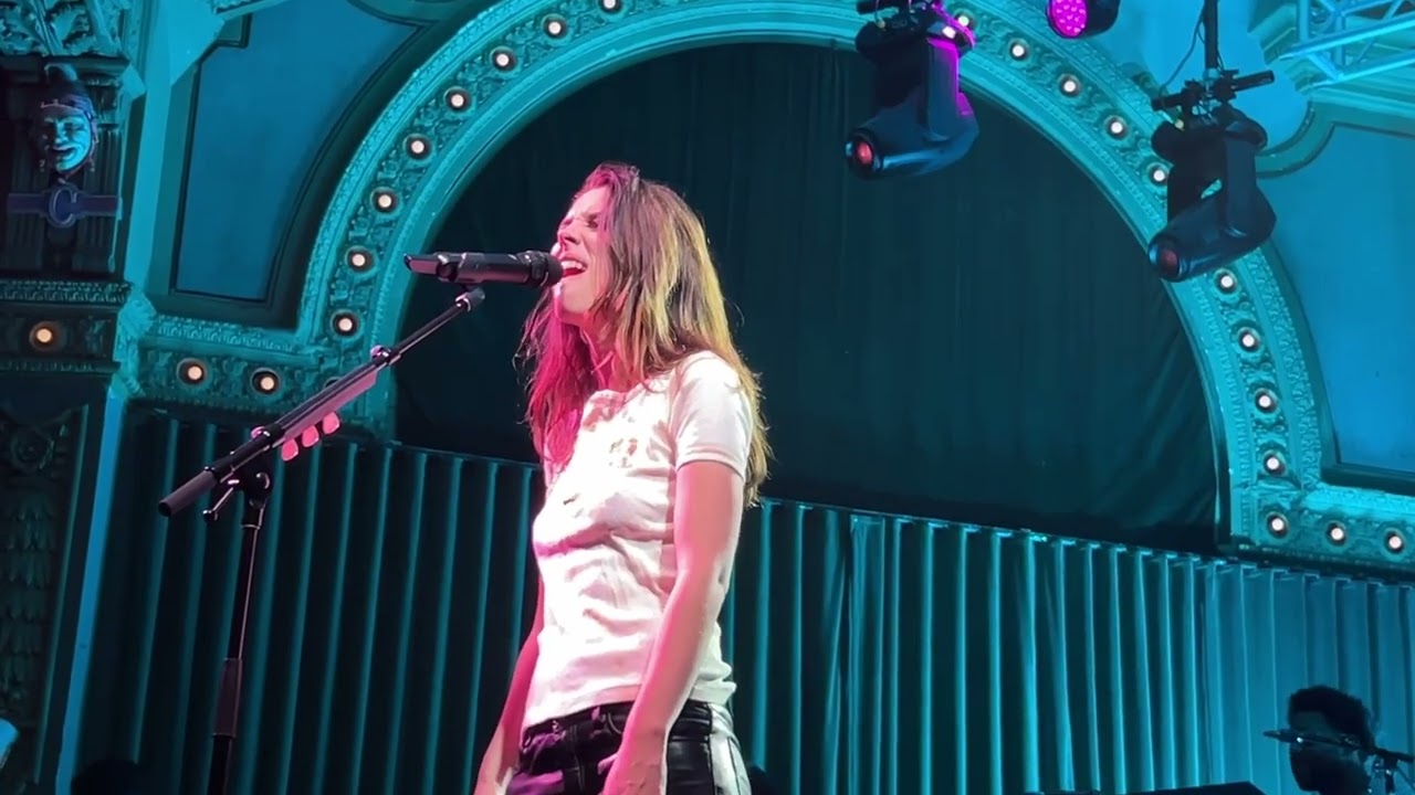 Wolf Alice - The Last Man on Earth - Oct 8, 2025 - Crystal - Portland, OR