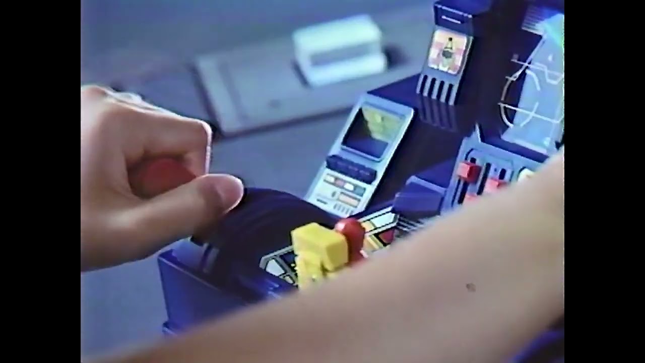 バンダイ 科学戦隊ダイナマン 電子指令ダイナベースCM 1983年 - YouTube