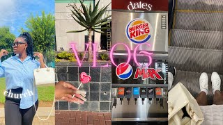 Vlog: went to burger king for the first time, went to church with friends, boring days w/me. ❤️