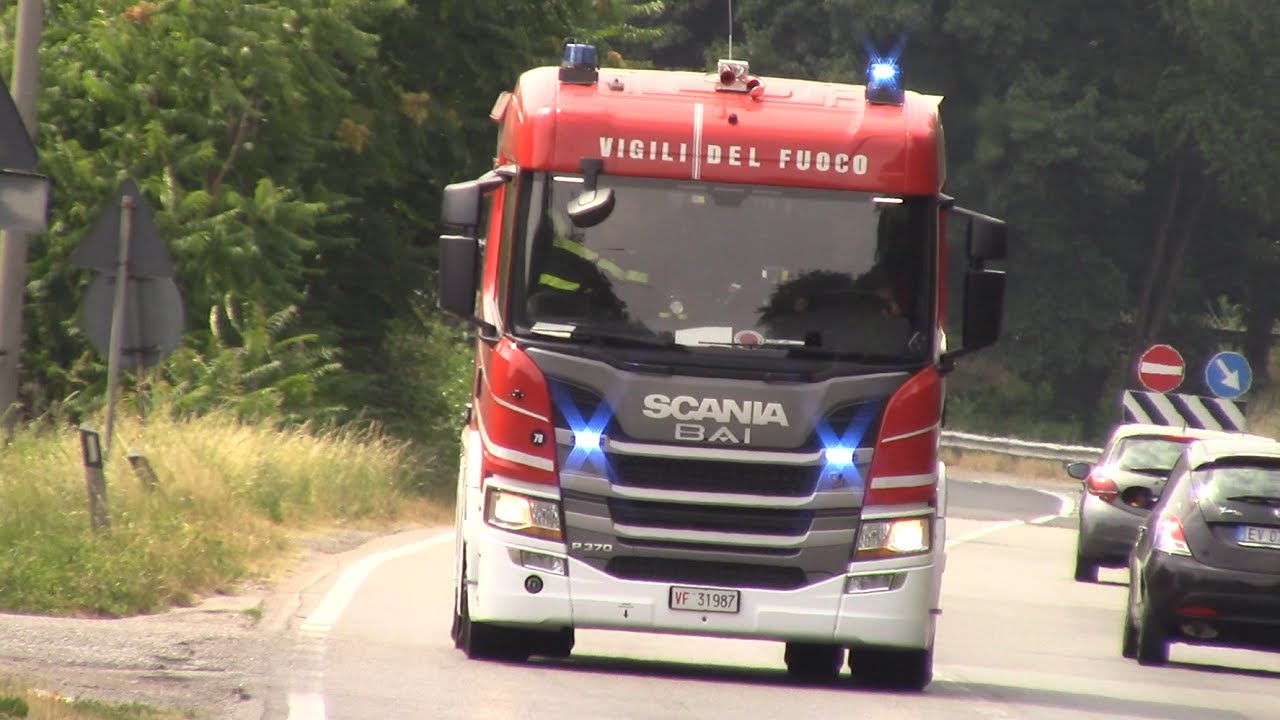 INCENDIO BOSCO ARRIVO ABP VVF RHO+APS VVF SOMMA+APS+ABP VVF BUSTO IN SIRENA+CRIGAL+CRIBUS+INDIABUSTO