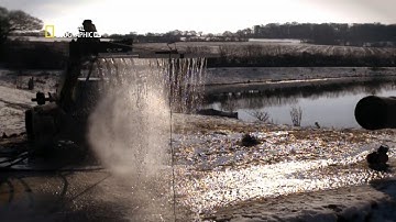 Numerical simulation of water mitigation effects on blast wave in Abaqus by using Eulerian method