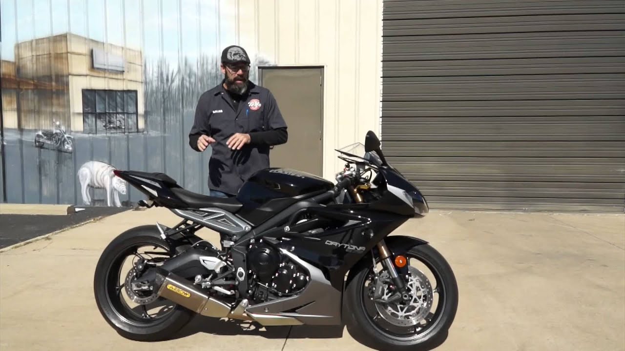 13 Triumph Daytona 675 With Arrow Exhaust Youtube