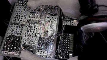 Live Eurorack modular west coast experimental music with Instruo CS-L, Make Noise 0-ctrl, Quadrax