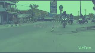 Deskripsi CLUB R15 WB