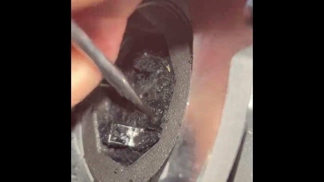 How to fix the knocking noise from the steering column of Hyundai i30