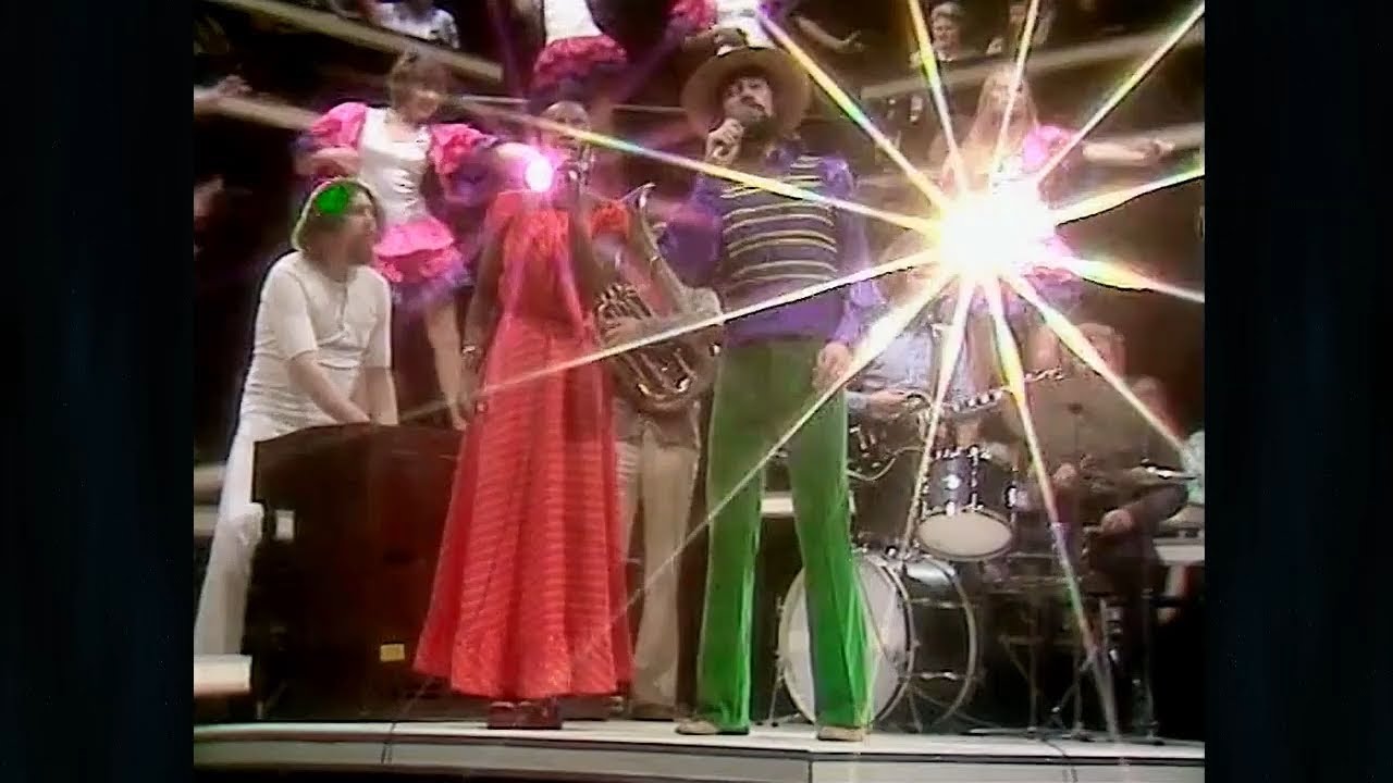Blue Mink – Wacky Wacky Wacky (Sez Les 1972 - stereo) - YouTube