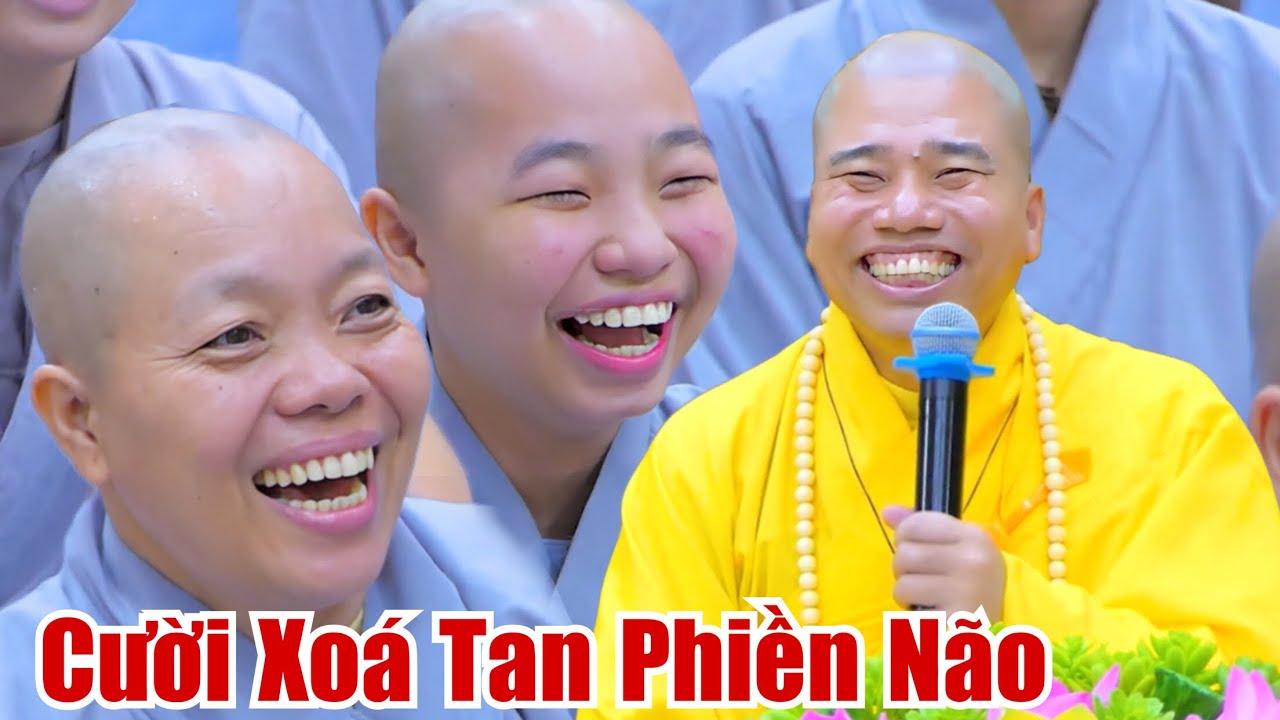 Thầy Nhuận Đức Chọc Cười Sư Cô Cười Cả Hội Trường Vì Được Sả Stress Sau 1 Ngày Phục Vụ Mệt Mỏi