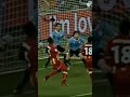 تصميم عندما حرم سواريز منتخب غانا للوصول لنصف نهائي كأس العالم