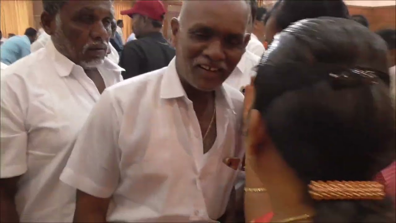 Karuthu ketpu kootam