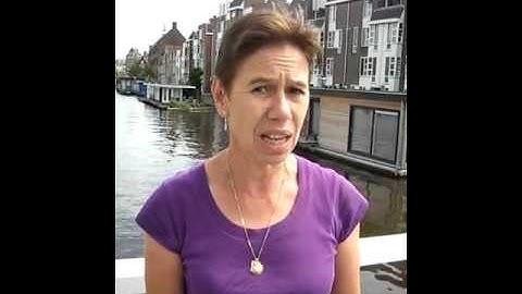 Titanium dioxide and zinc oxide nanoparticles in sunscreens - Video abstract: 19419