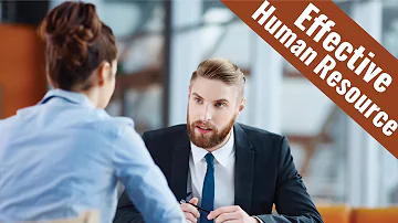 What does a HR administrator do?