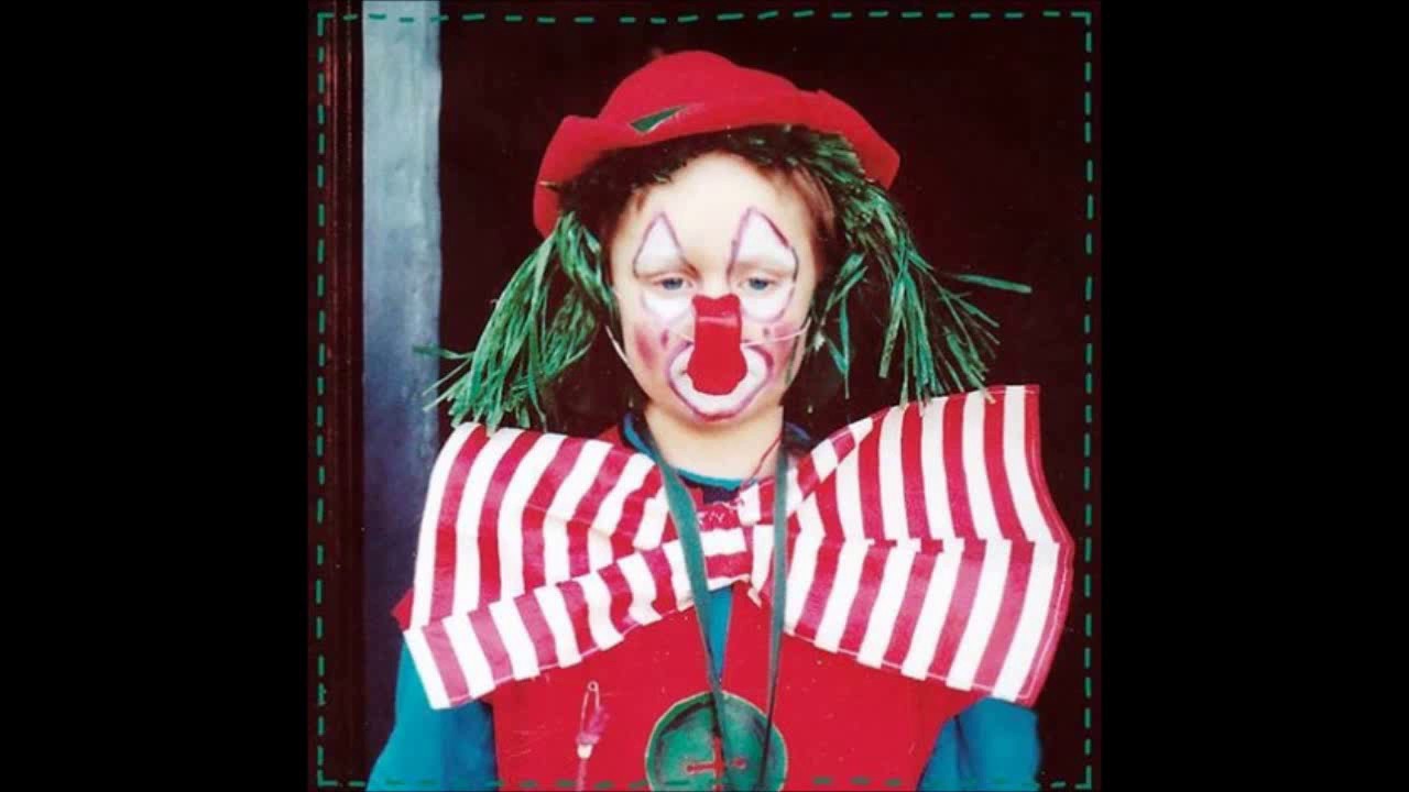 在 YouTube 上觀看「Echt- Fatoni Feat. Edgar Wasser Produziert von PROVO」 在 YouTube 上觀看「Echt- Fatoni Feat. Edgar Wasser Produziert von PROVO」