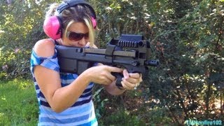 FN P90 (5.7x28mm)(, 2012-12-24T21:50:30.000Z)