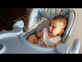 Funny baby cries due to sound of balloon (try not to laugh)