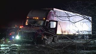 Multi-vehicle crash stops traffic on I-80 in Mercer County