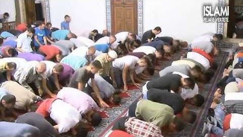 صلاة التهجد من المسجد الكبير في كوسوفو للقارئ الليبي بدرالدين الفيتوري (رمضان2012)