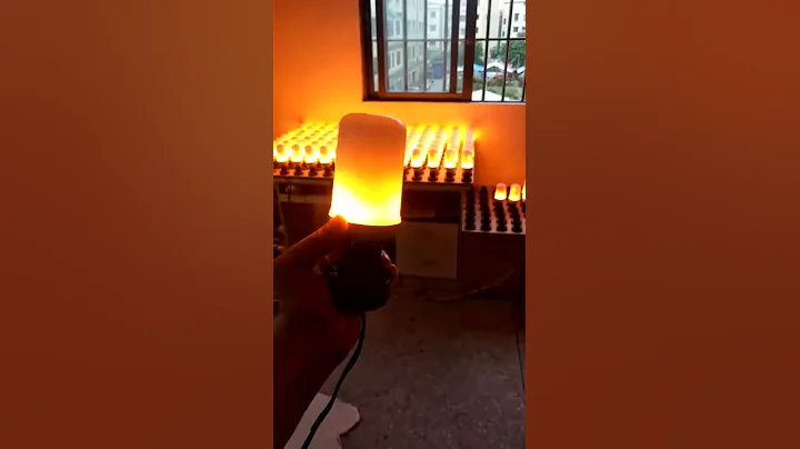 LED Flame Effect Light Bulb, G-Sensor for Upside Down Lights, Simulated Fire Effect