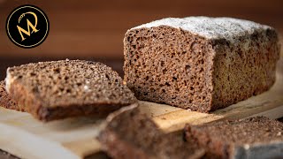 Schwarzbrot aus dem eigenen Ofen - Das beste Schwarzbrot Rezept