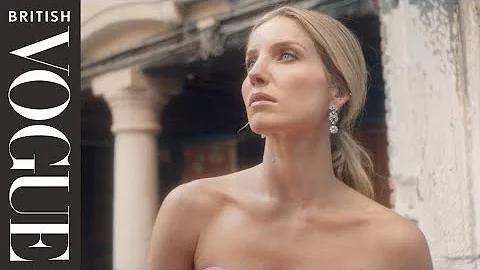 Annabelle Wallis Talks All Things Beauty At Venice...