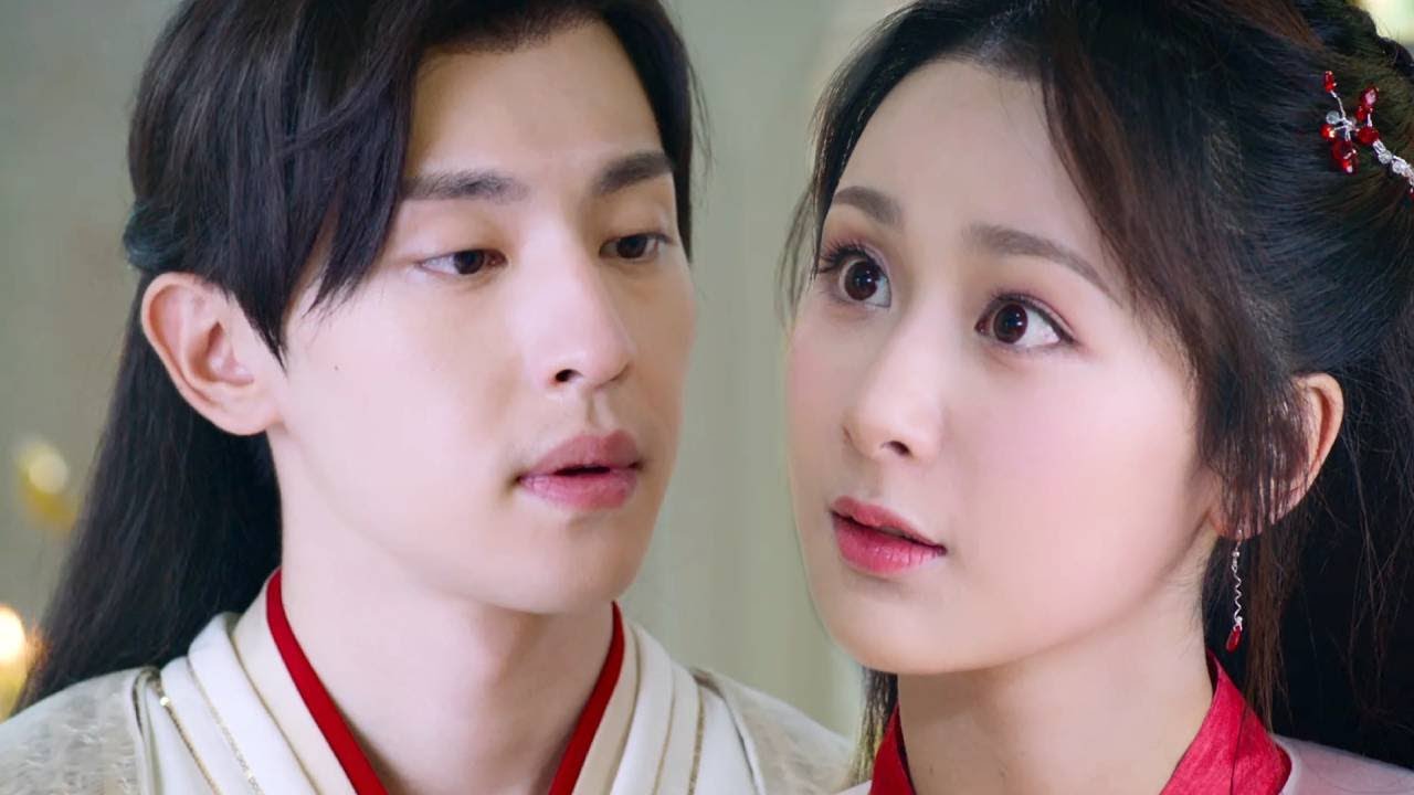 假小子打扮后竟是绝世美女，惊呆众人，王子瞬间爱上了她！#cdrama #甜寵 #古裝